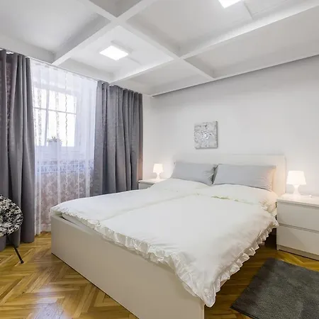 Trzaska Duplex Urban 아파트 *